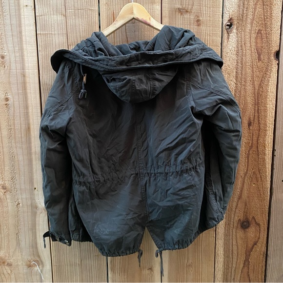 Zara Basic - Picture 3 of 9